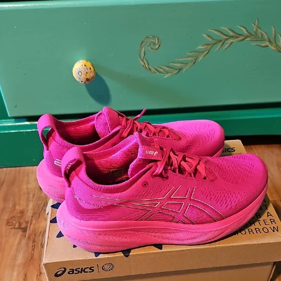 Asics Pink Rave Women's GEL-NIMBUS 25 Running Shoes - Picture 1 of 8
